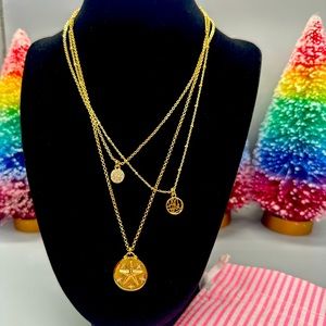 NWT Lilly Pulitzer Necklace Gold starfish layered three tiered with dustbag